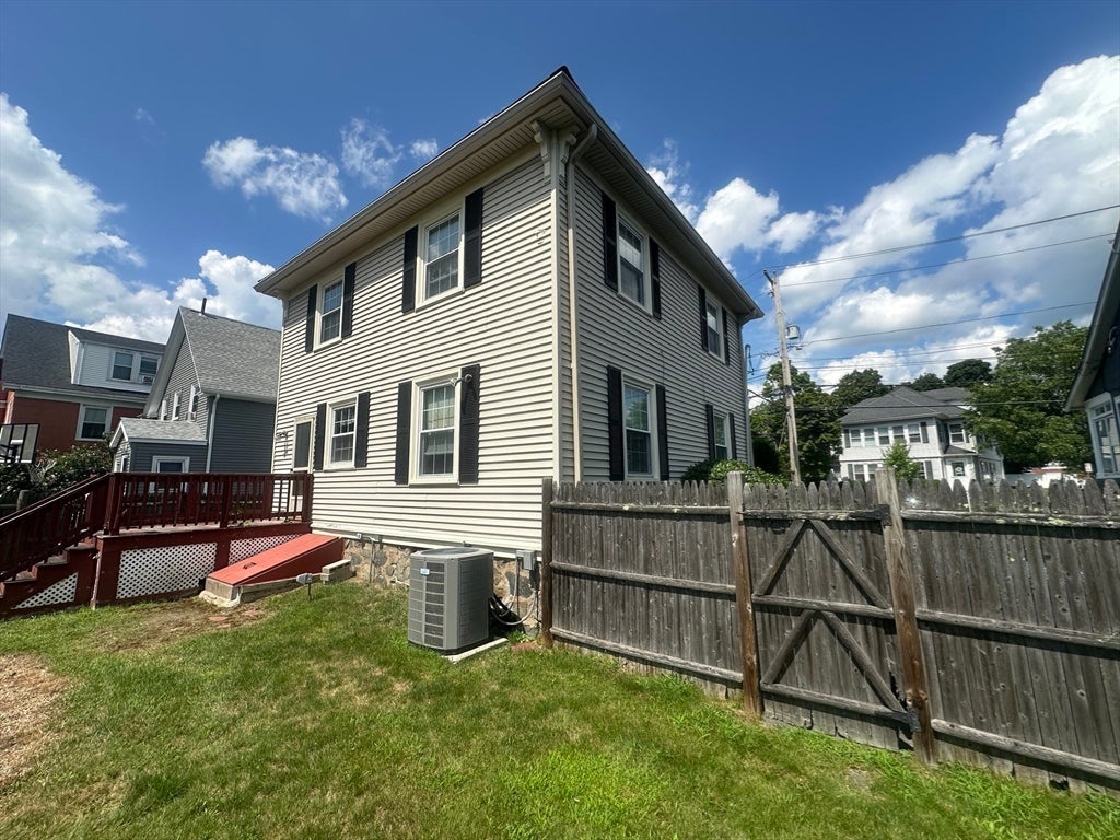 400 Jefferson AVE, Salem, MA Photo #11