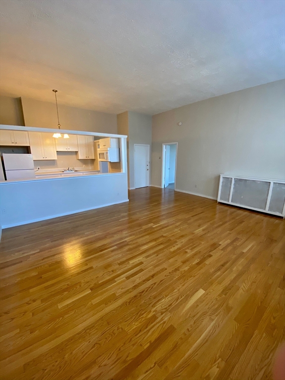 541 Main Street 1