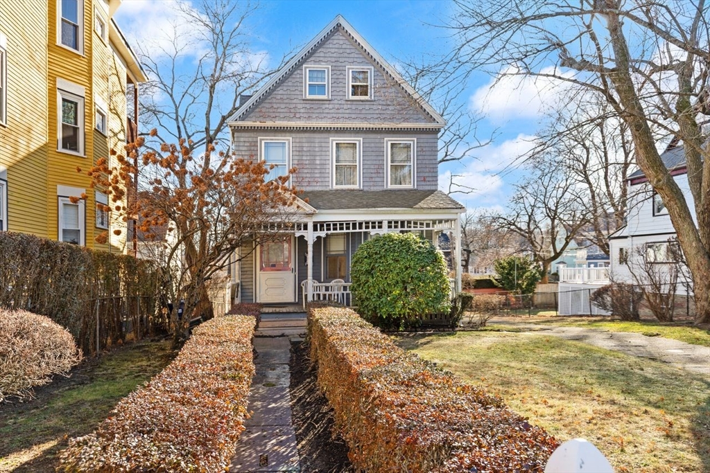 75 Van Winkle Street