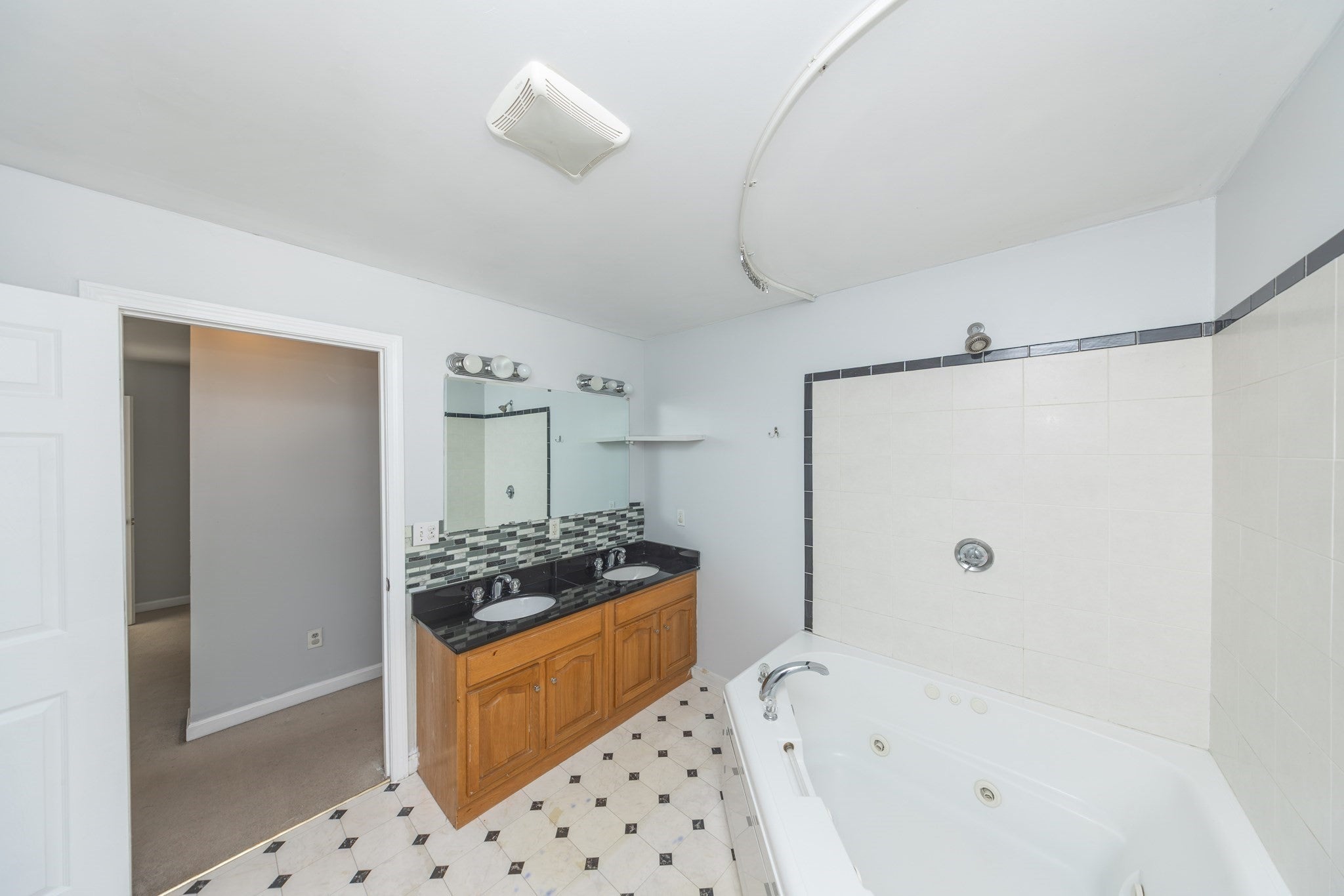 18-A Kennebec Street, Worcester, MA, 18-A Kennebec Street, Worcester, MA Photo #26