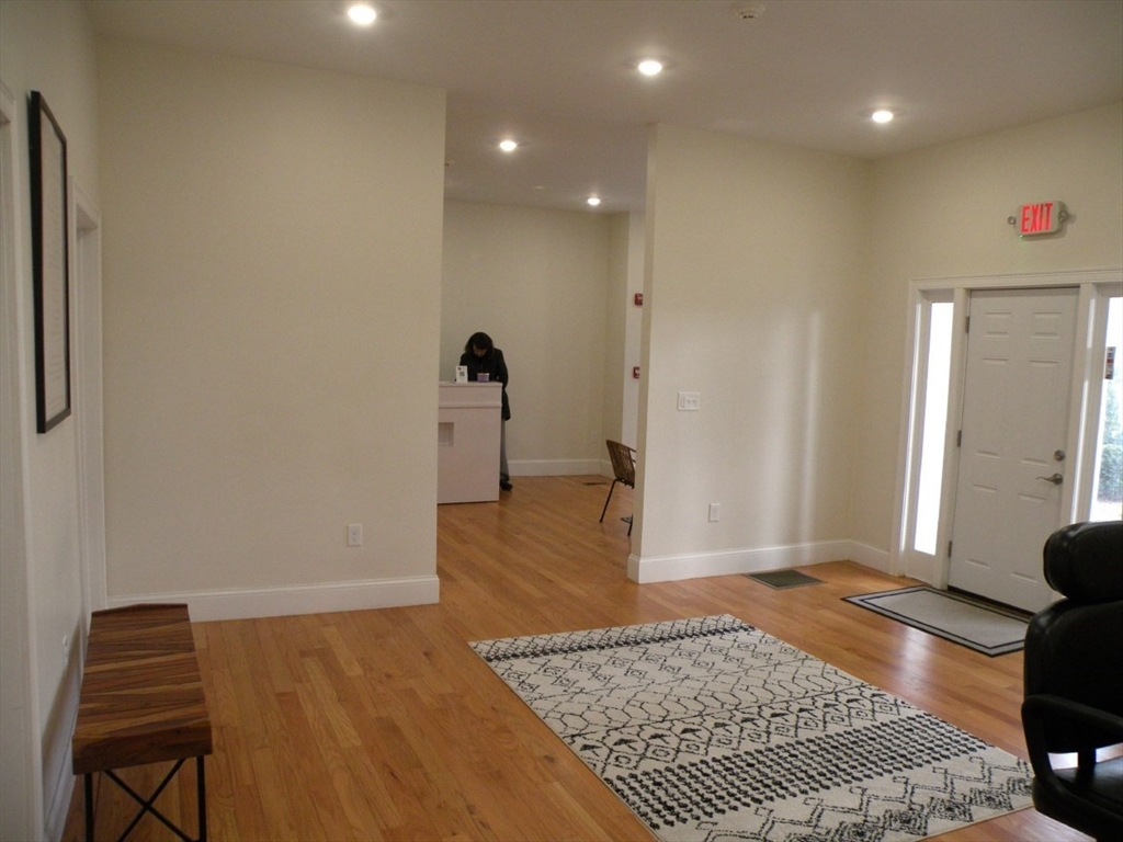 21 N Franklin Street 1
