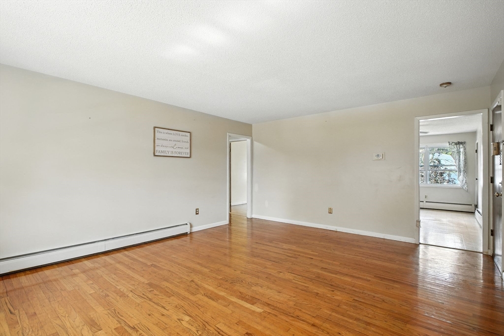 48 Colonial Cir D
