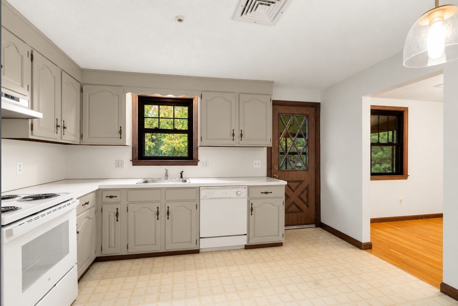 6 Aricia Ln, Winchester, MA, 6 Aricia Ln, Winchester, MA Photo #7