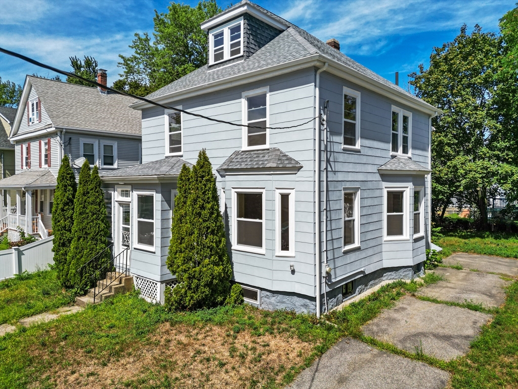 30 Massasoit St
