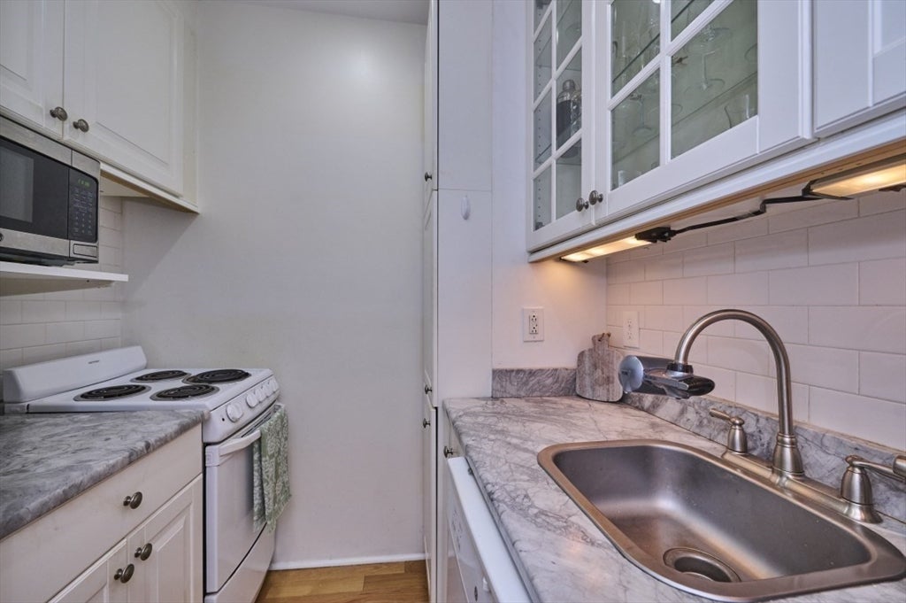 458 Beacon St #1, Boston, MA, 458 Beacon St #1, Boston, MA Photo #7