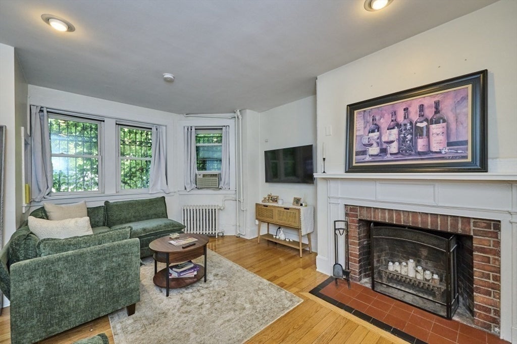 458 Beacon St #1, Boston, MA, 458 Beacon St #1, Boston, MA Photo #5
