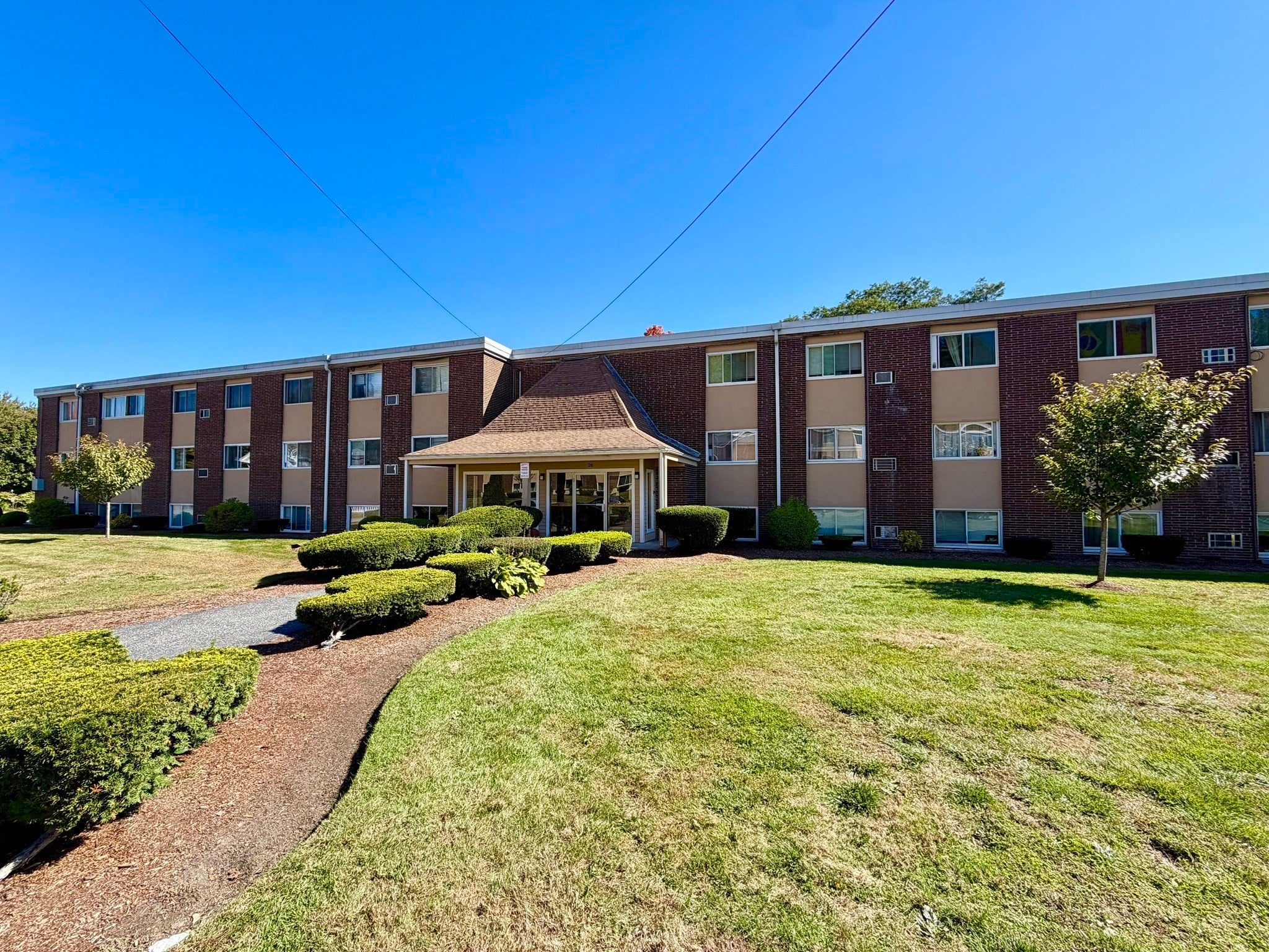 Photo of 26 Willis St, Framingham, MA