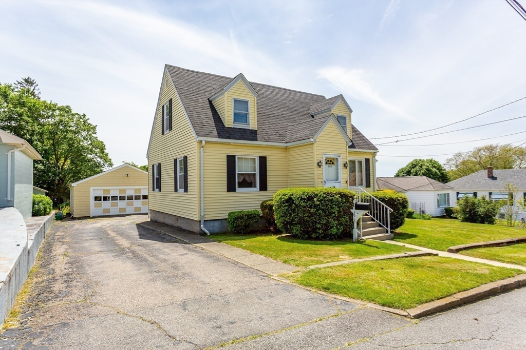195 Hooper Street