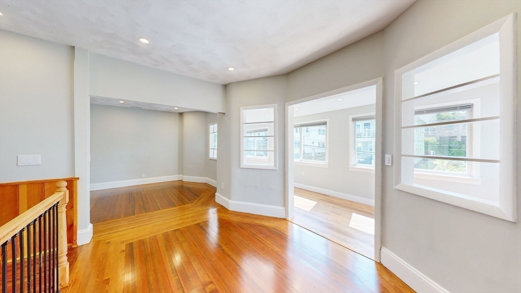 147 Langdon Ave 149