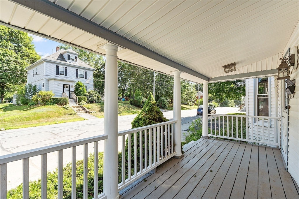 43 14th Ave 43