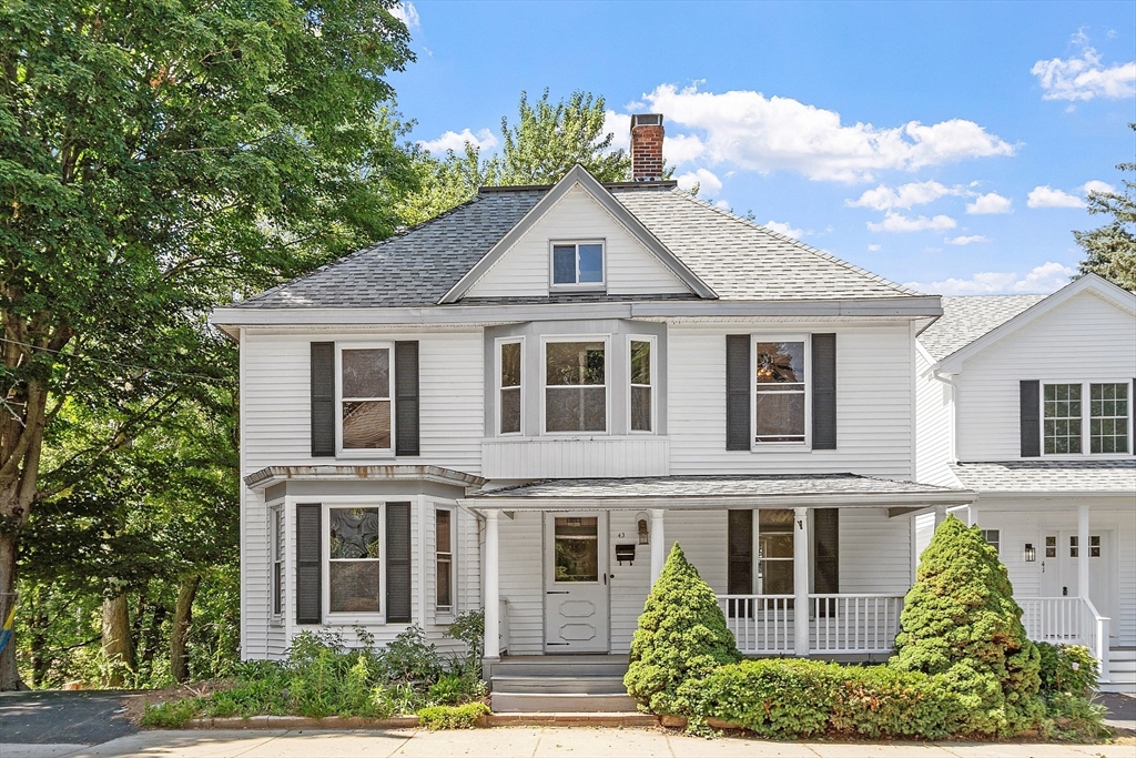 43 14th Ave 43