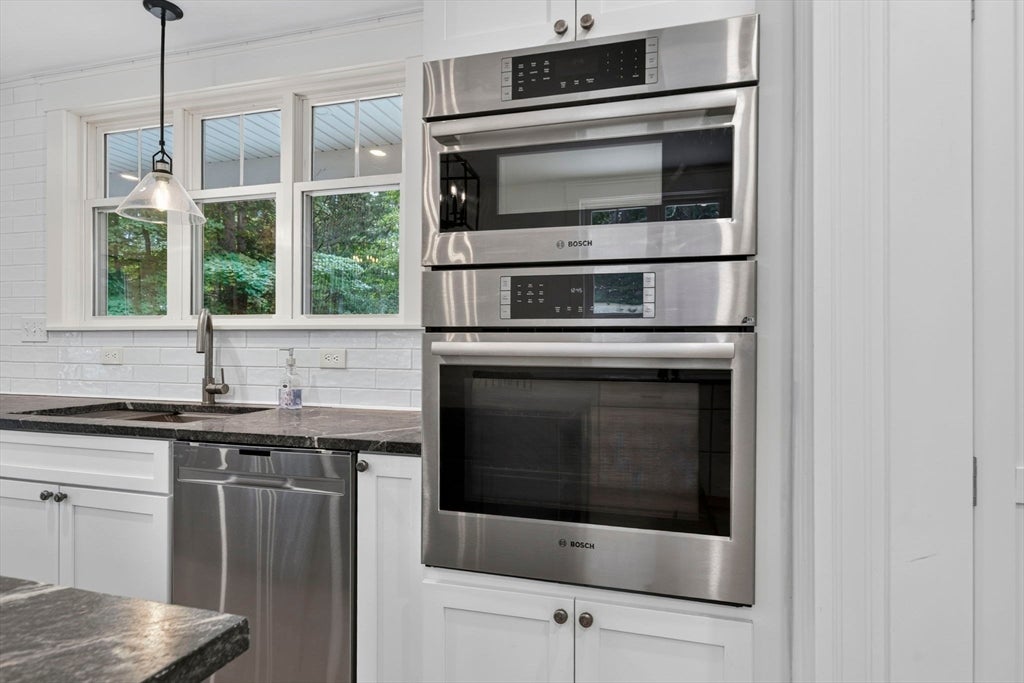 23 Woodbury Rd, Southborough, MA Photo #22