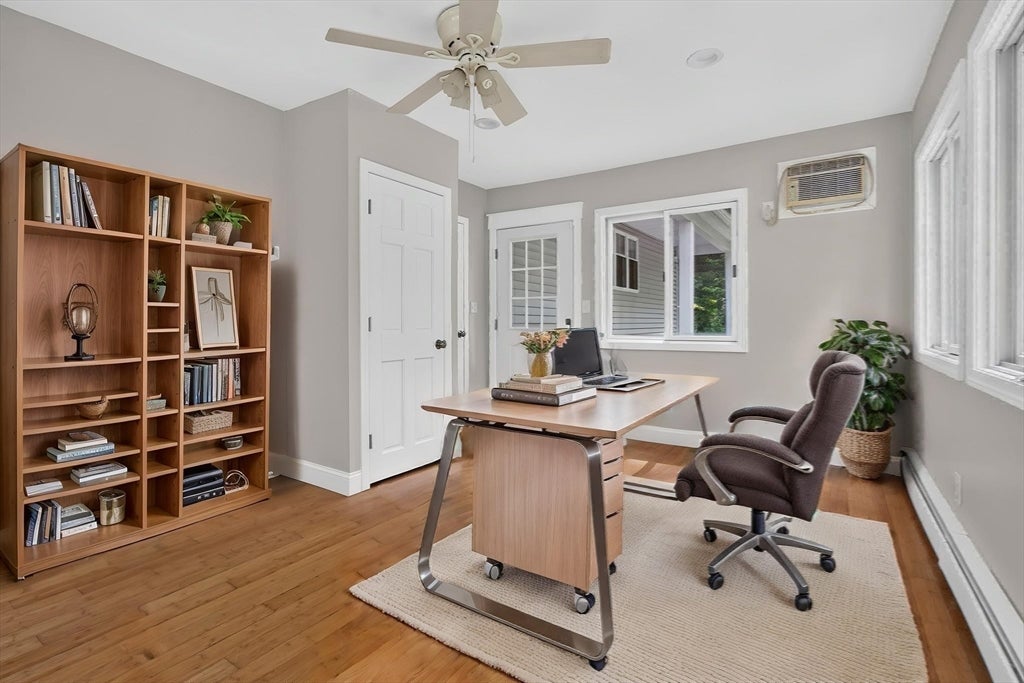 23 Woodbury Rd, Southborough, MA Photo #28