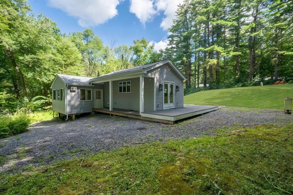 23 Woodbury Rd, Southborough, MA Photo #11