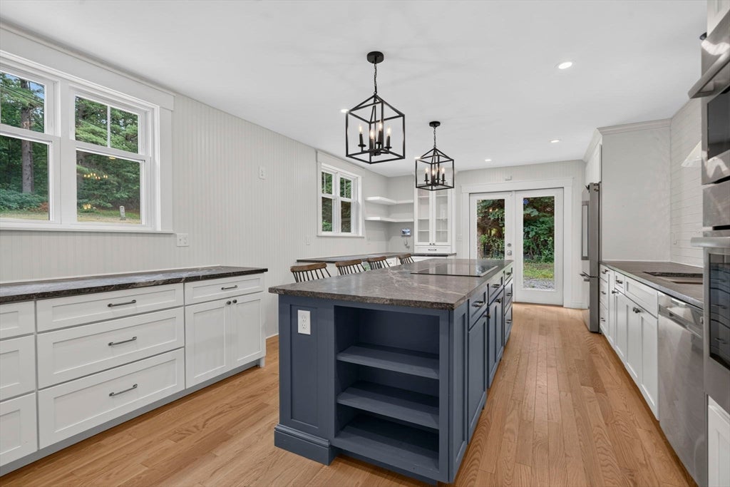 23 Woodbury Rd, Southborough, MA Photo #18