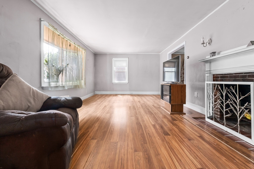 123 Linden Rd