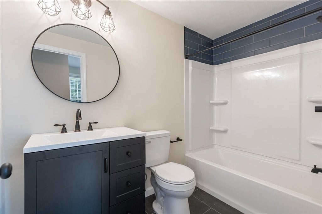 25 Whittier Meadows Dr #25, Amesbury, MA, 25 Whittier Meadows Dr #25, Amesbury, MA Photo #22