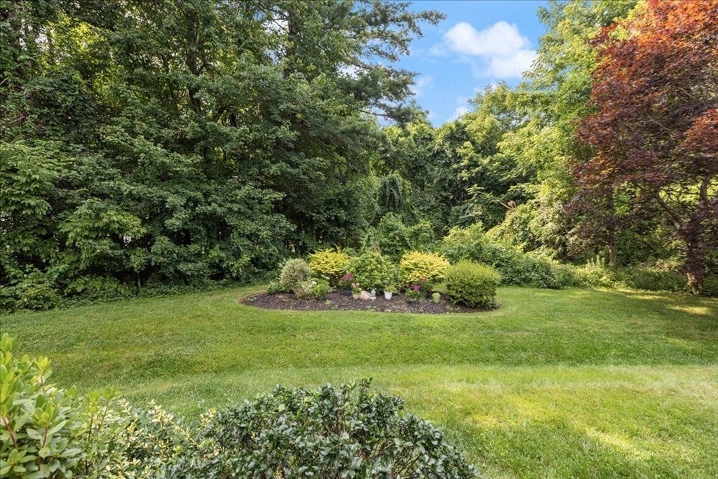 25 Whittier Meadows Dr #25, Amesbury, MA, 25 Whittier Meadows Dr #25, Amesbury, MA Photo #37