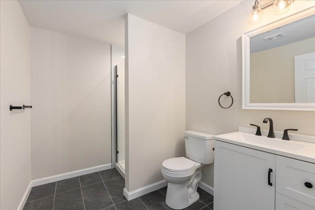 25 Whittier Meadows Dr #25, Amesbury, MA, 25 Whittier Meadows Dr #25, Amesbury, MA Photo #29