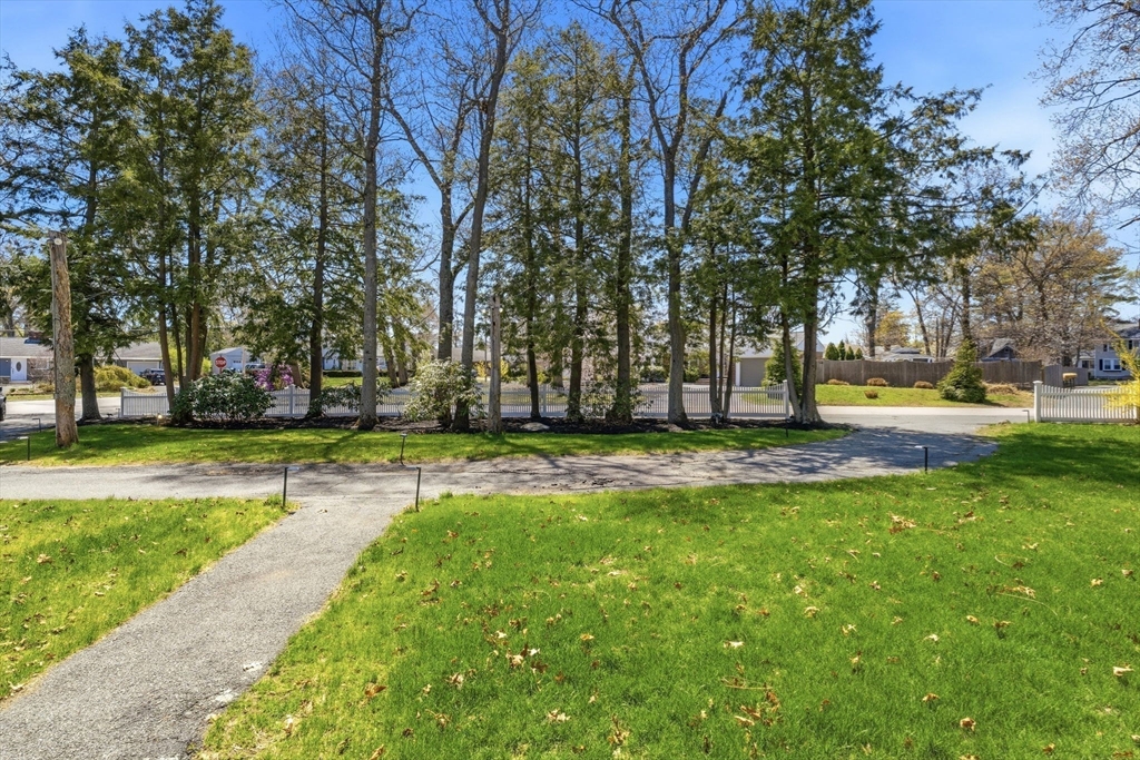 24 Fern Circle, Brockton, MA Photo #3