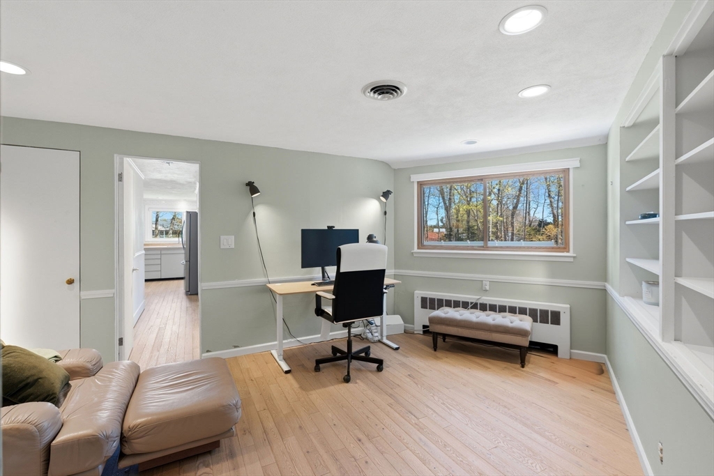 24 Fern Circle, Brockton, MA Photo #22