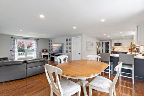 19 Milford Street Plymouth MA 02360