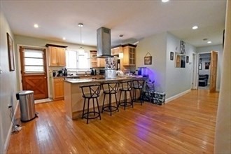268 Draper Ave