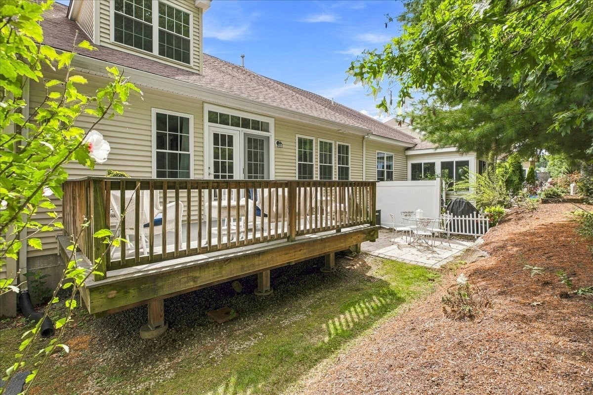 40 Stonebridge Dr #40, Hanson, MA Photo #31