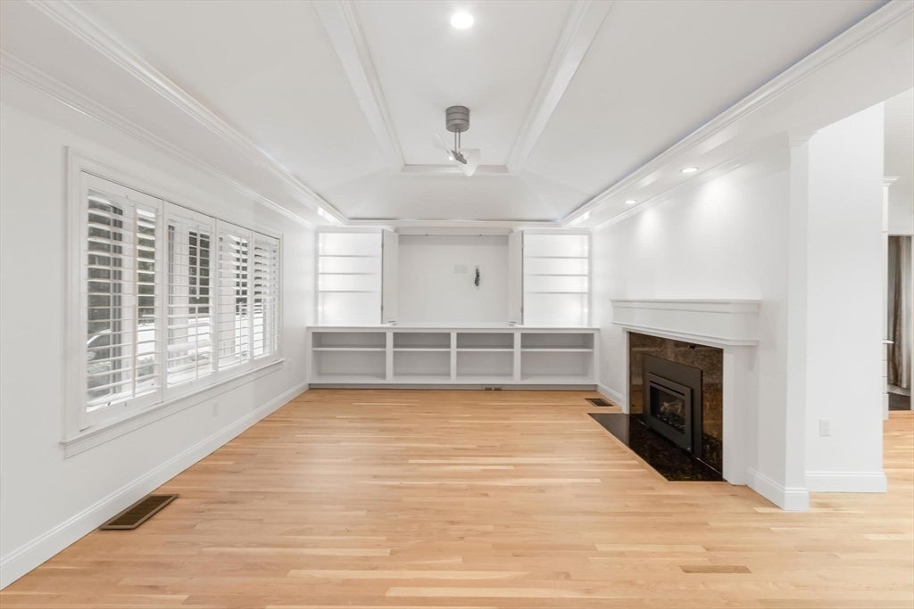24 Robin Hill Rd, Chelmsford, MA, 24 Robin Hill Rd, Chelmsford, MA Photo #17