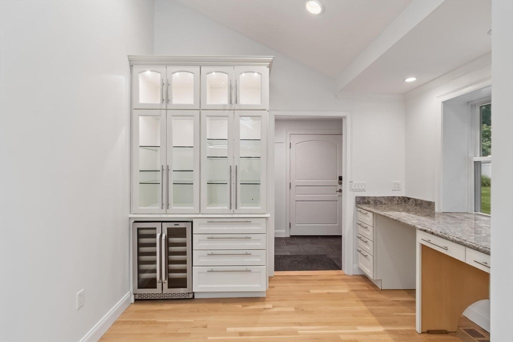 24 Robin Hill Rd, Chelmsford, MA, 24 Robin Hill Rd, Chelmsford, MA Photo #15