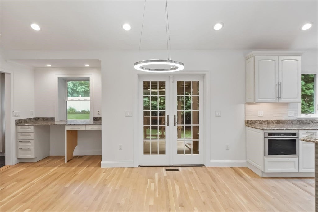 24 Robin Hill Rd, Chelmsford, MA, 24 Robin Hill Rd, Chelmsford, MA Photo #14