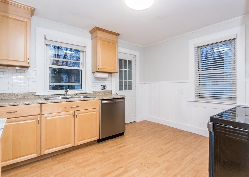 46 Broadway Street #46, Westford, MA Photo #5
