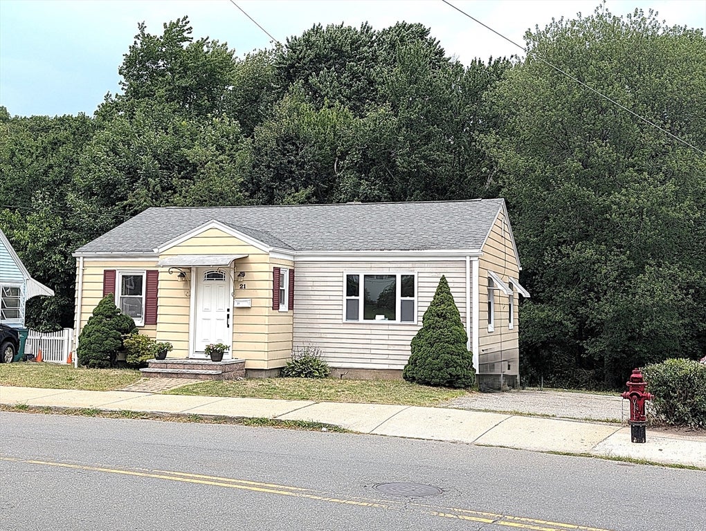 21 Stanwood St, Lynn, MA, 21 Stanwood St, Lynn, MA Photo #4