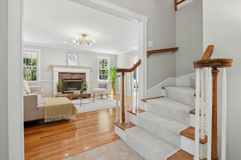 11 Dicarlo Rd, Hopkinton, MA Photo #7