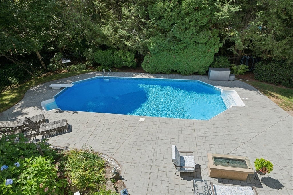 11 Dicarlo Rd, Hopkinton, MA Photo #39