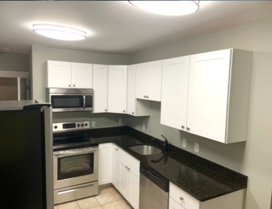 35 Rockwood Rd 2f