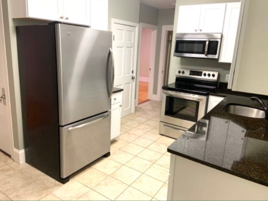 35 Rockwood Rd 2f