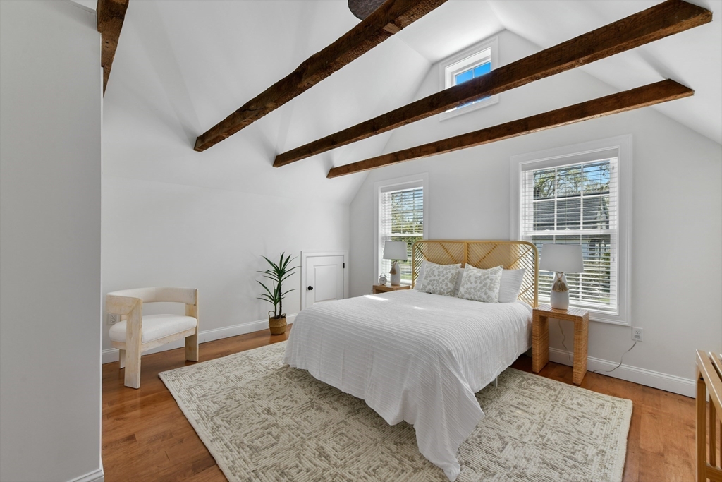 Yarmouth, Massachusetts 02675, United States, 4 Bedrooms Bedrooms, ,3 BathroomsBathrooms,Residential,Active,123709