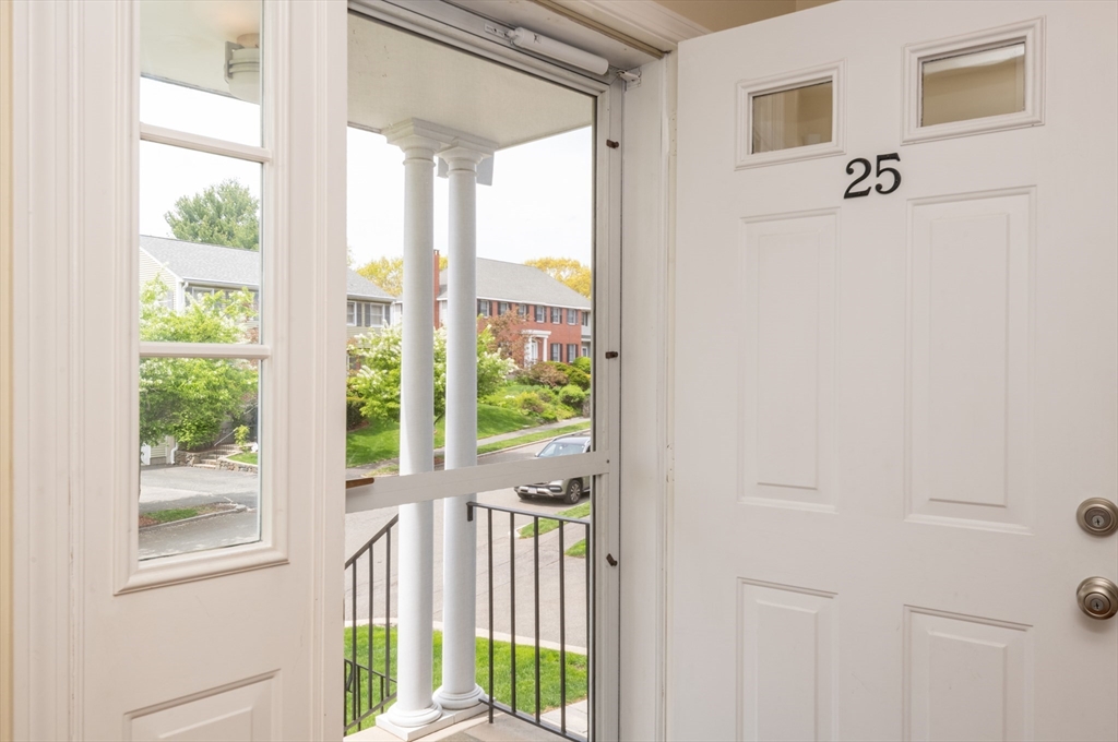 25 Ellen Road, Stoneham, MA Photo #6
