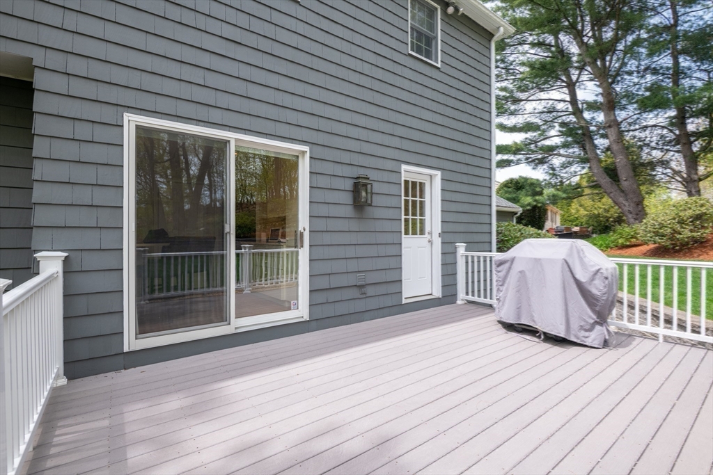 25 Ellen Road, Stoneham, MA Photo #37