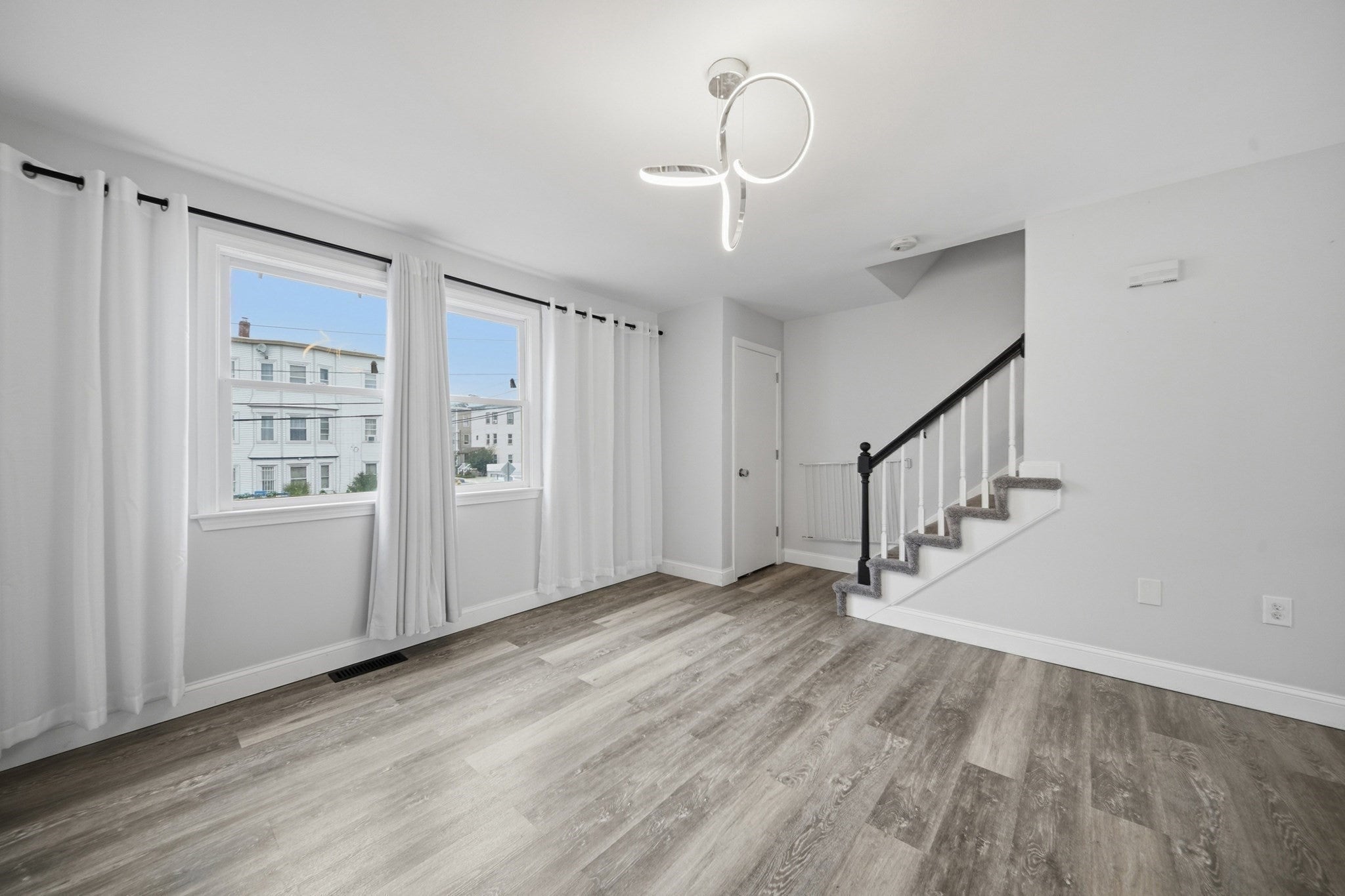 111 Cambridge St #B, Lawrence, MA, 111 Cambridge St #B, Lawrence, MA Photo #11