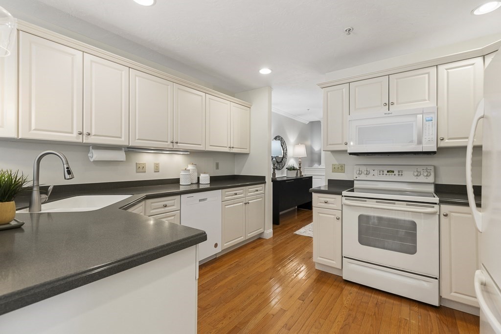 51 Cortland Grove Drive 51