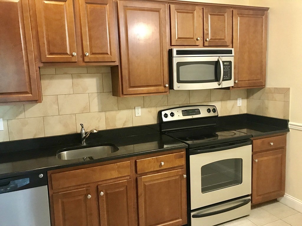 308 Moody Street #4, Waltham, MA, 308 Moody Street #4, Waltham, MA Photo #2