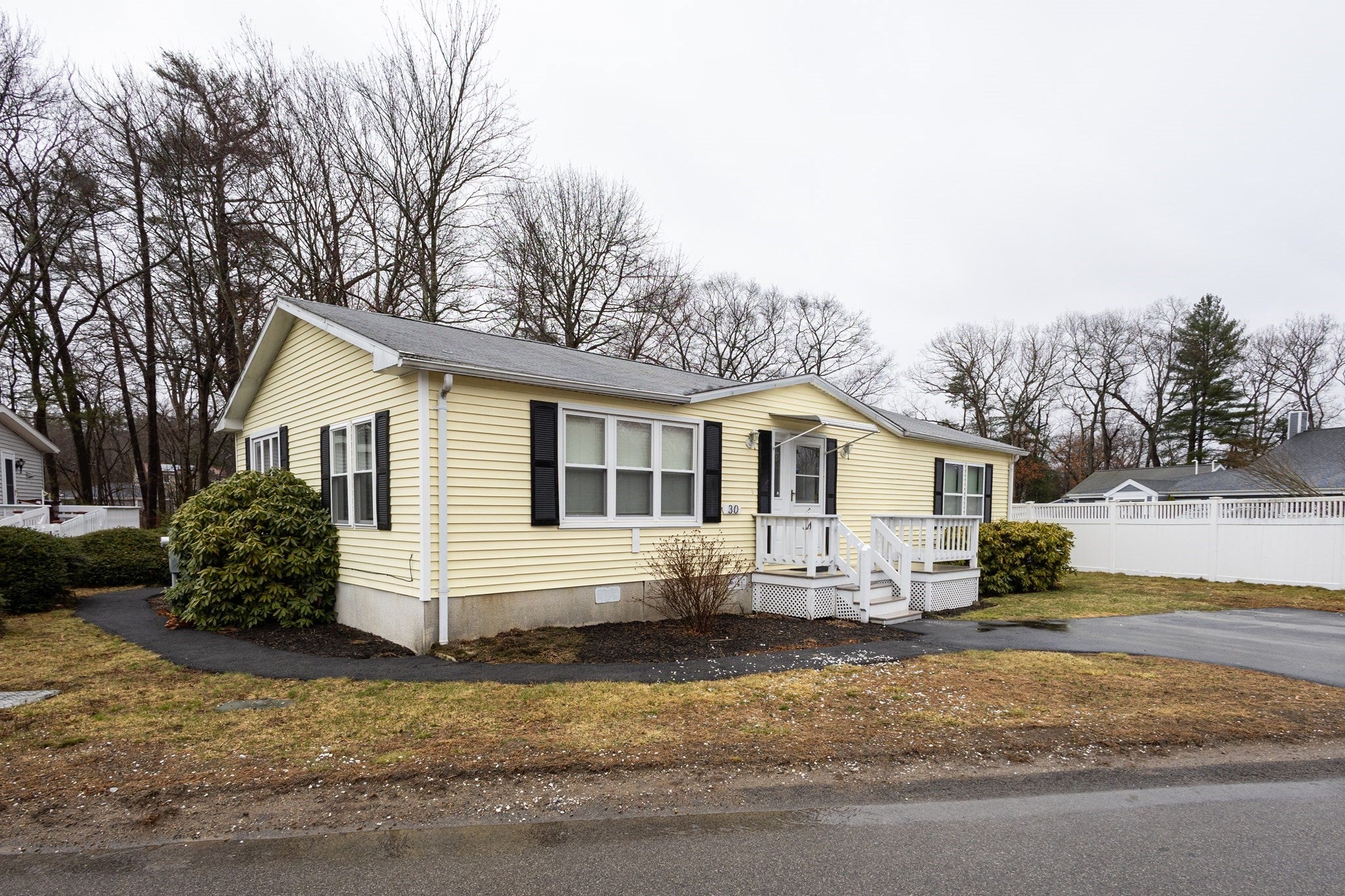 30 Leisurewood Drive
