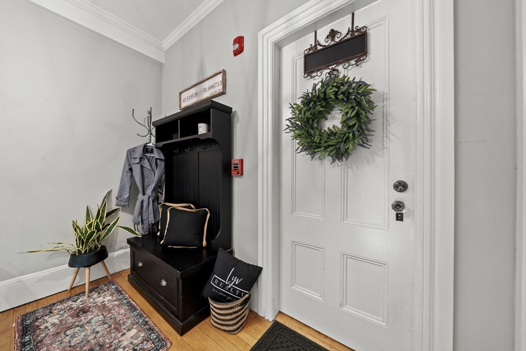 6 Linden St 2