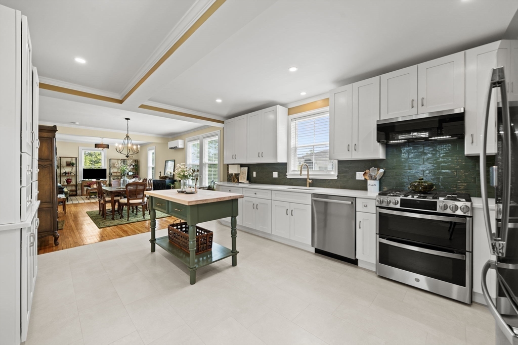 6 Linden St #2, Salem, MA Photo #7