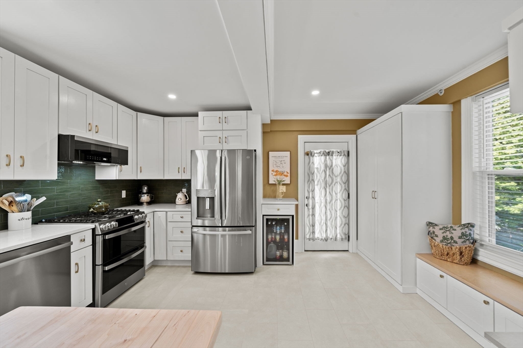 6 Linden St #2, Salem, MA Photo #14