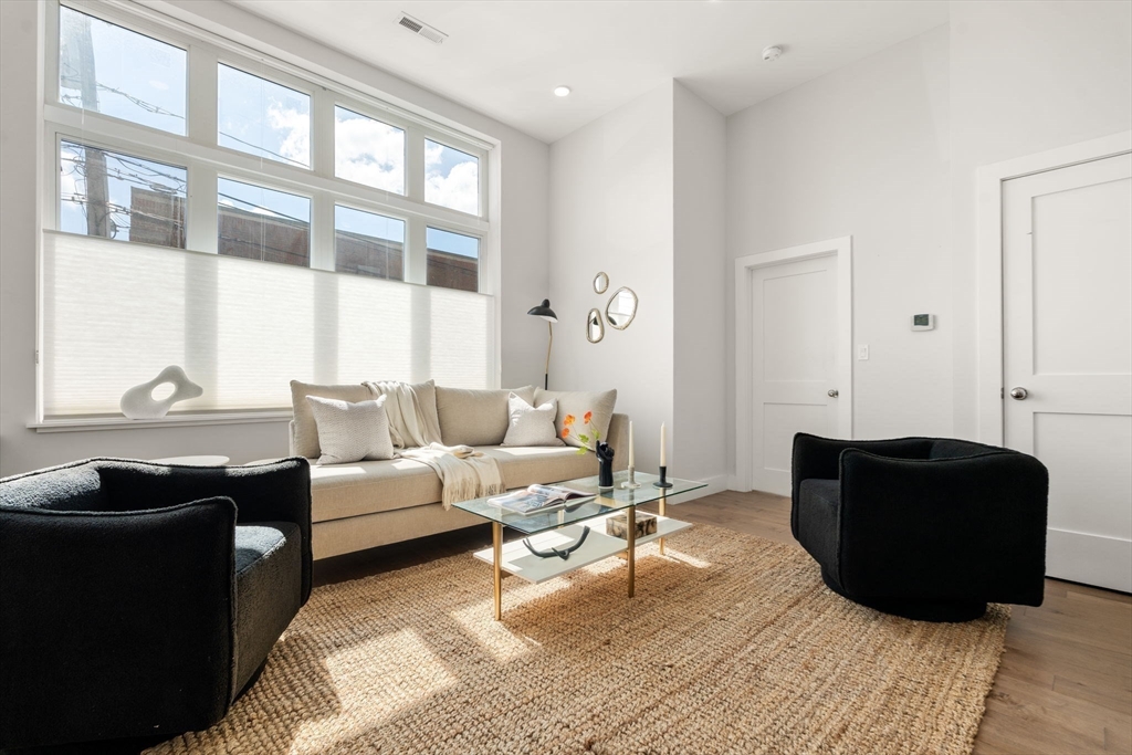 50 Hichborn St 101