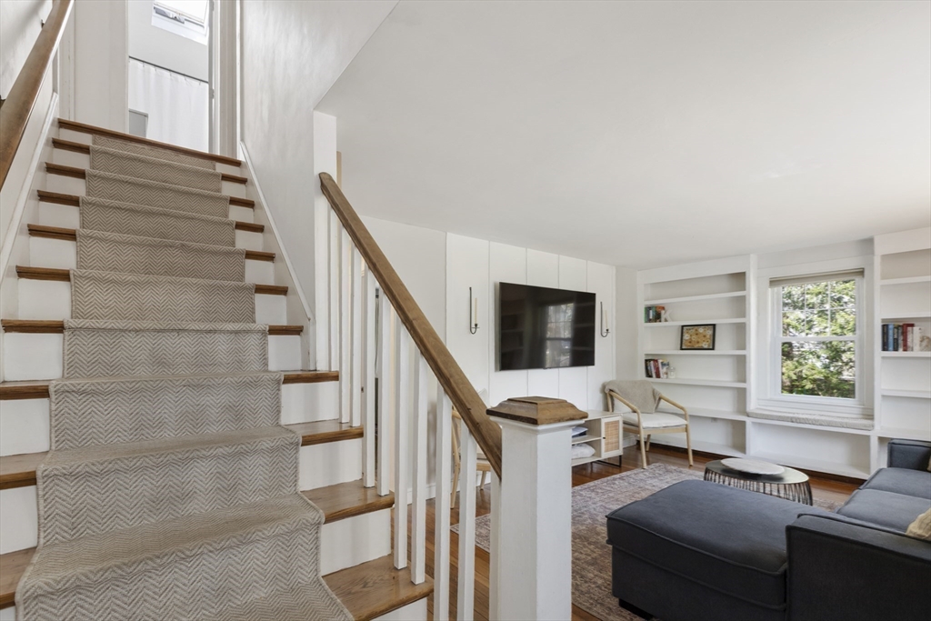 17 Melvern Rd, Abington, MA Photo #17