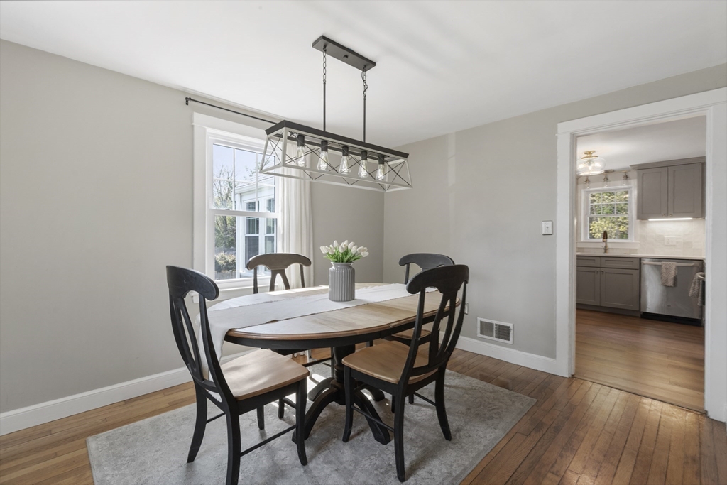 17 Melvern Rd, Abington, MA Photo #11